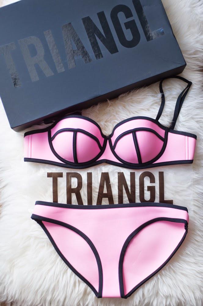 Chic Bible tweet media