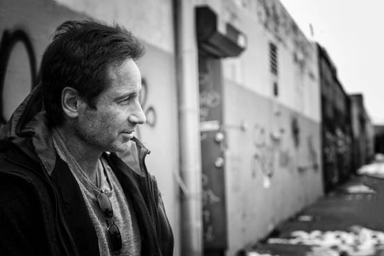 WSJspeakeasy's tweet photo. David Duchovny talks debut album, 'Aquarius," and New 'X-Files' http://t.co/SxFkZRC3H0 http://t.co/kjUYAsv8tD