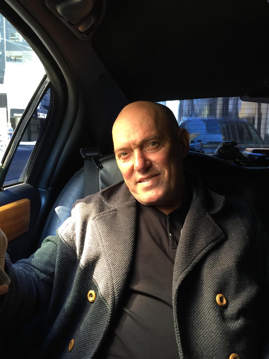 Motek's tweet image. שלומי כבר בטורונטו, מחכים ותרגשים לראות אתכם מחר! עוד לא מאוחר לקנות כרטיסים :) כנסו ל motek.ca