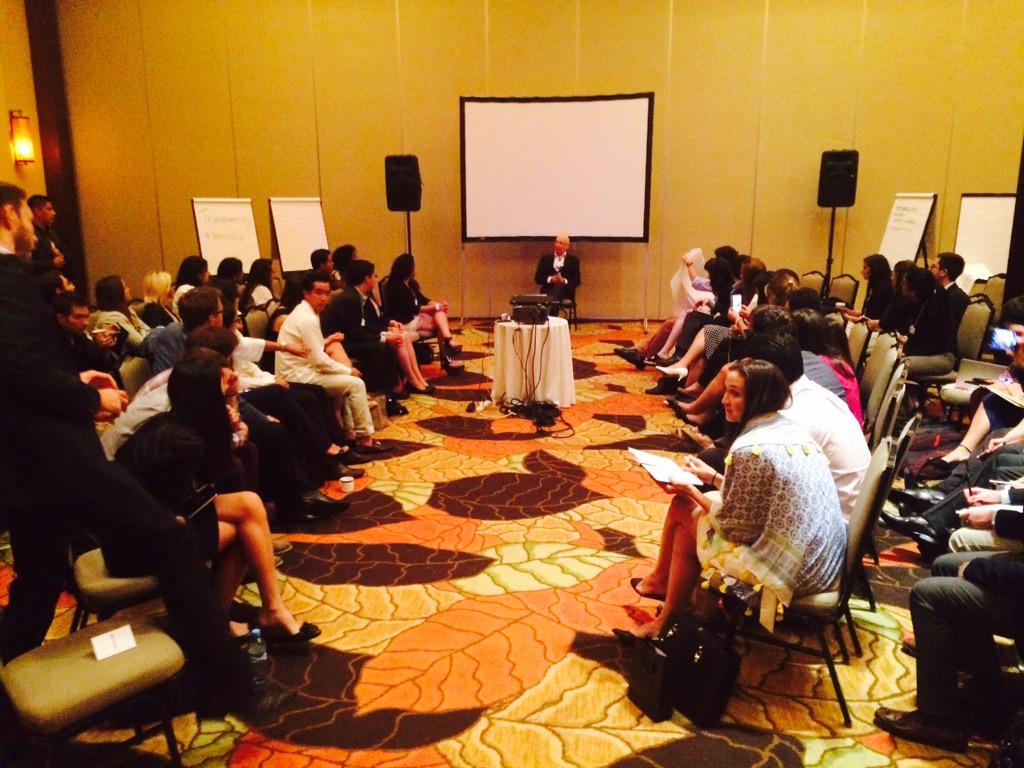 GlobalShapers's tweet photo. Professor Klaus Schwab holding court with the #GlobalShapers at #WEFLATAM  #ShapersLA http://t.co/mGOuZWeSpI
