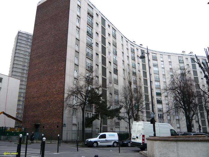 Art_mural's tweet photo. #Paris13 @jerome_coumet Quand est planifié la réalisation de la nouvelle réalisation de #davidwalkerart ? http://t.co/7GrEpcafZl