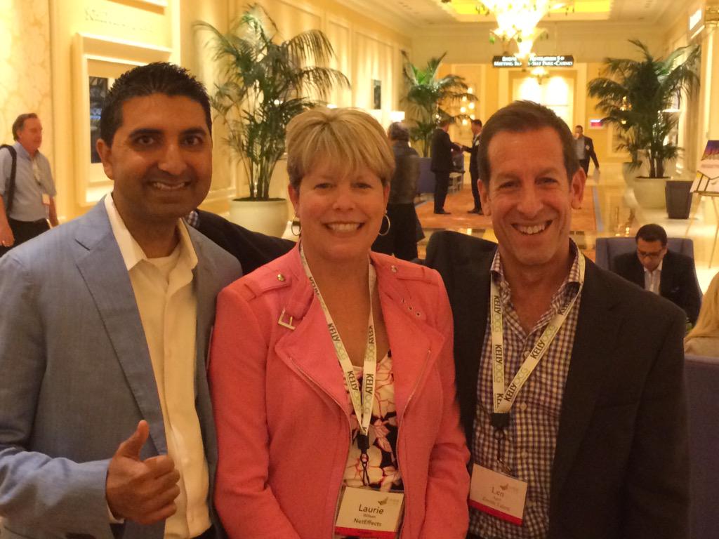 LW_NetEffects's tweet image. #VMSALiveVegas   Hanging with my Zenith peeps!!