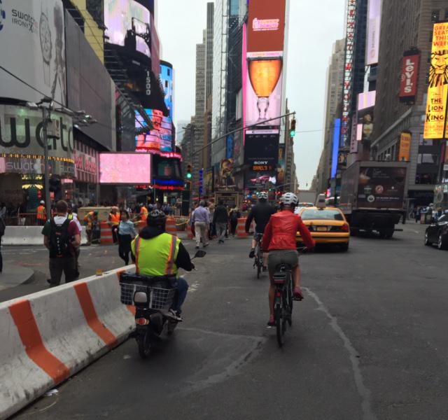 ECHOS_COMM's tweet image. Charging the streets of NYC for media meetings with Bosch eBike team - remarkable experience.