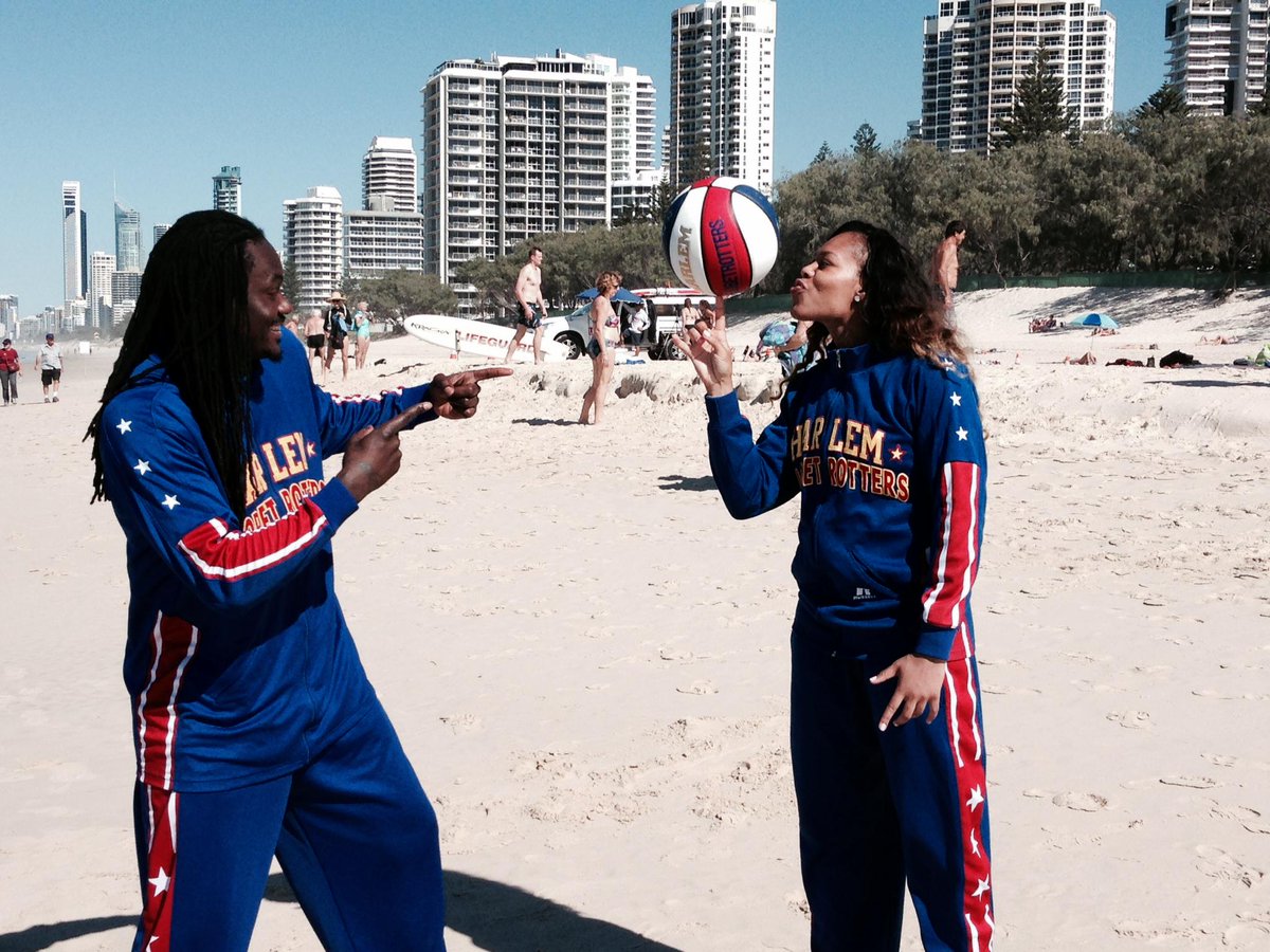 DaveLWorsley's tweet photo. On the media tour with the @Globies @HarlemOZTour with Slick &amp; Sweet J at Surfers Paradise &amp; @AndrewGaze10 @SENNews http://t.co/noWsj2Cdr2