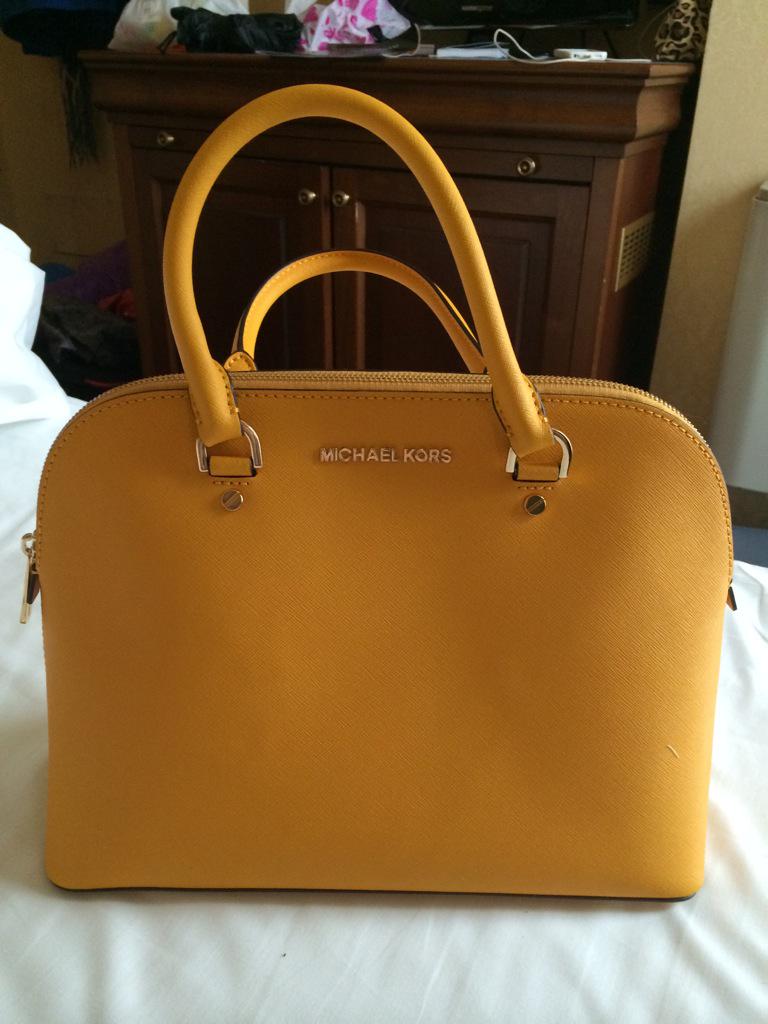 michael kors mustard yellow bag