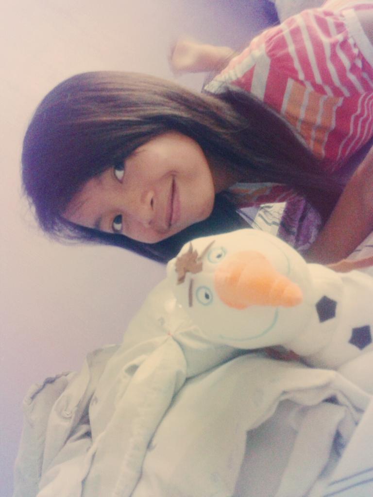 shanang20's tweet photo. Olaf 💜 http://t.co/TJn3ZseAvH
