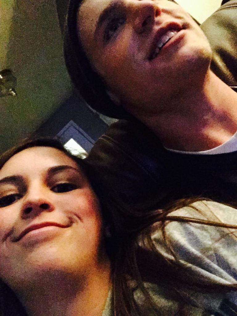 CharlieCourt13's tweet photo. Missing my gurly! So cute! 😊 @torri_solomon23 http://t.co/3UAXfeJwUG