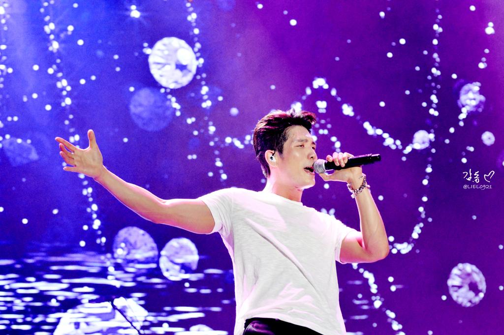LIEL0921's tweet photo. [150505] JTN콘서트 이창민 -4
(@2AMCHANGMIN ) http://t.co/9piNffqjF3