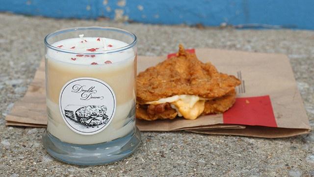 Local4News's tweet image. Kentucky company selling Fried Chicken candle #Local4 bit.ly/1bxXKcN
