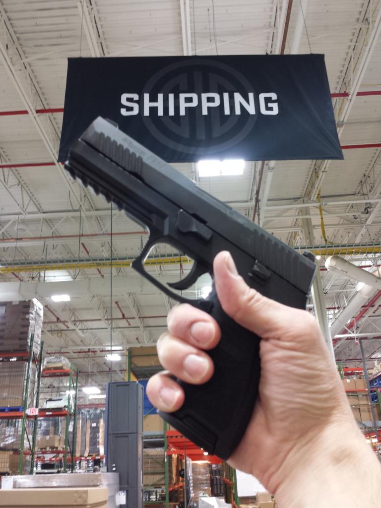 digitaljack56's tweet photo. My first professional hand selfie. #p320 #45acp http://t.co/ygsZQN9YOq