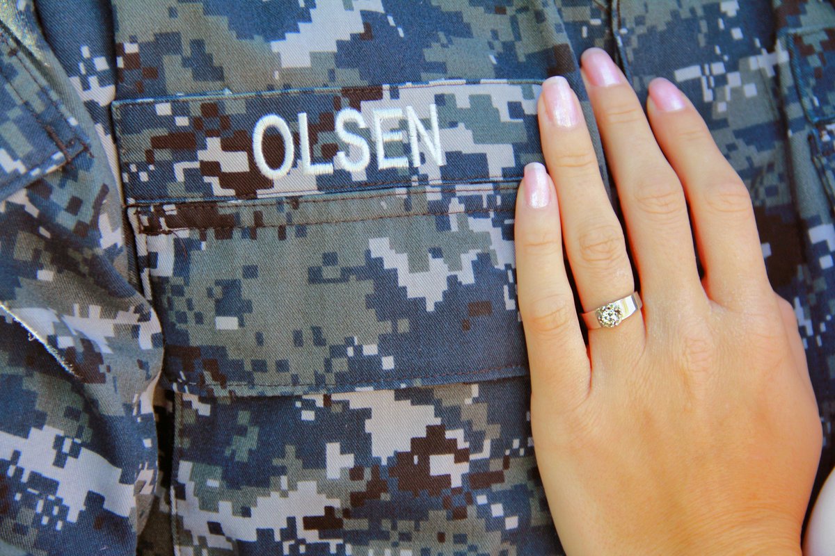 NavyMinemen32's tweet photo. @bretteldredge 17DAYS till our Wedding!!! #NavySailor #Backfromdeployment #Meantome #FirstDance #LoseMymind http://t.co/PUME4kB179