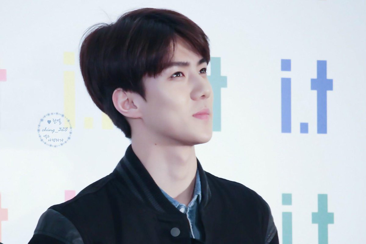 EXOXOXOID's tweet photo. [HQ] 150506 EXO Sehun in KMIX Grand Opening Store (cr: ching_328)
http://t.co/ikhp4QmW1A http://t.co/huUHqedRmq