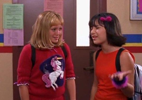 ImLizzieM's tweet photo. Stress level: Me having to wear the unicorn sweater for picture day http://t.co/gNE96vbBw8