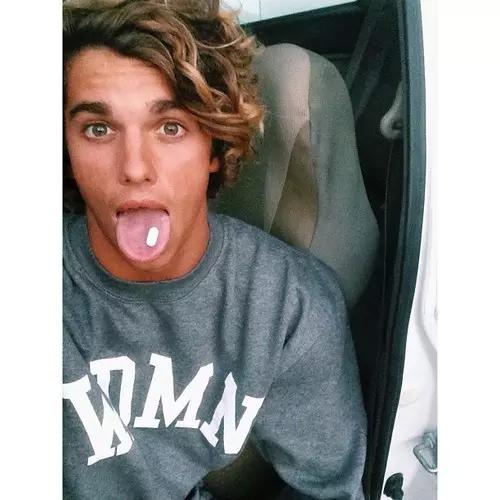 I don't promote drug use but do you want some drugs?