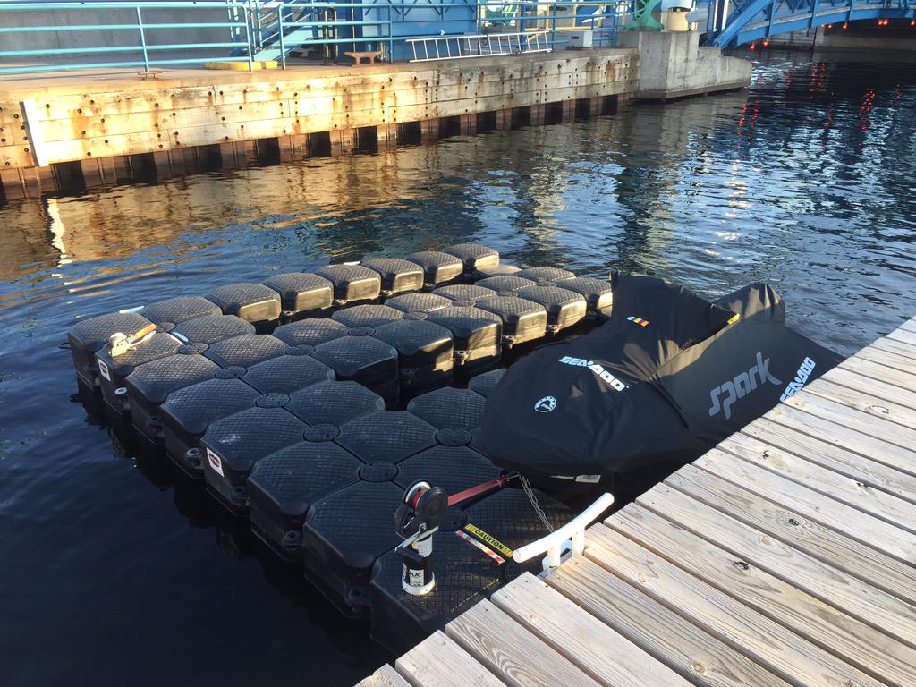 KWatersports's tweet photo. One jet ski in!! 2 more to get down into canal park tomorrow!! #Duluth #jetski #summer #jetdock #LakeSuperior http://t.co/ENrMGE69kp