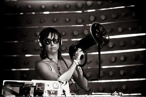 #VictoriaDay (May17) we celebrate 3 year anni of #DubwiseSundays <a href="/thekeeferbar/">The Keefer Bar</a> w/ a vinyl set from <a href="/MamaMandai/">Mandai I-Ration</a>! #yvr