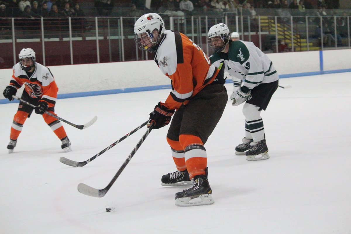 annie_maroon's tweet photo. In case you missed it, four WMass natives (3 @CatHighPanthers) were taken in the USHL draft: http://t.co/6VH9M6w8Mw http://t.co/eZtXF25oQF
