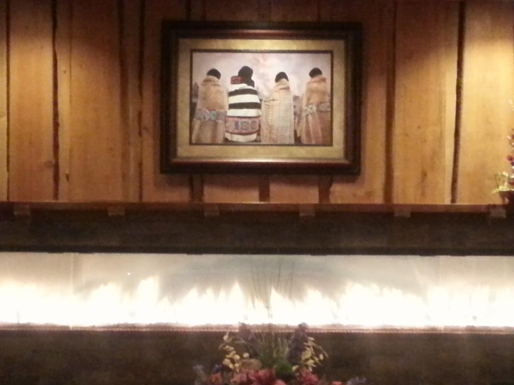 westickitout's tweet photo. The fireplace in the lobby of the #Couerd'AleneCasinoResort. It's lovely! http://t.co/JqjxRQHymk