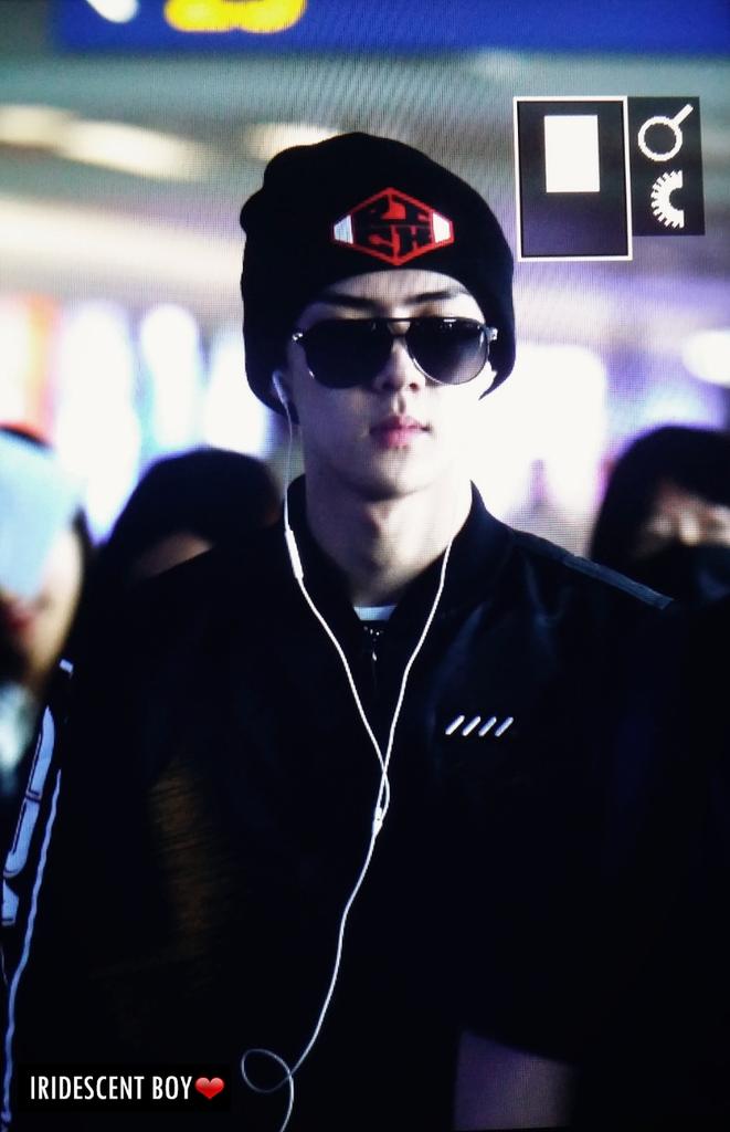 iridescent_boy's tweet photo. 150507 ICN 세훈이 2 / 머쪄ㅠㅠㅜ http://t.co/XUtHMkZweC