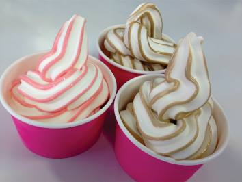 SweetSnackExpo's tweet photo. The @Knickerbockersa is SA’s first true #popup #icecream parlour find them outside at Stand OT8 http://t.co/2fUIBxZI1p