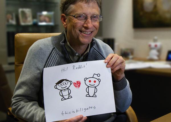 hootsuite's tweet image. Your boss won&apos;t tell you to log into reddit, but we think it could boost your career: ow.ly/Mzh6W