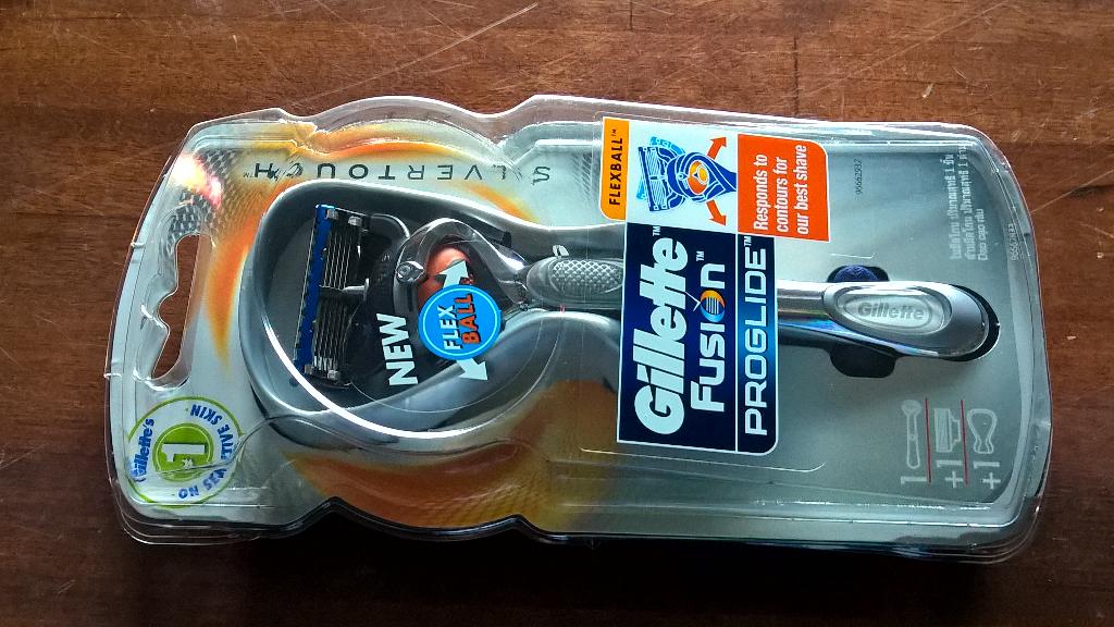 ivabiggun71's tweet image. Doing a @deano_42 #GilletteFusion #ProGlide