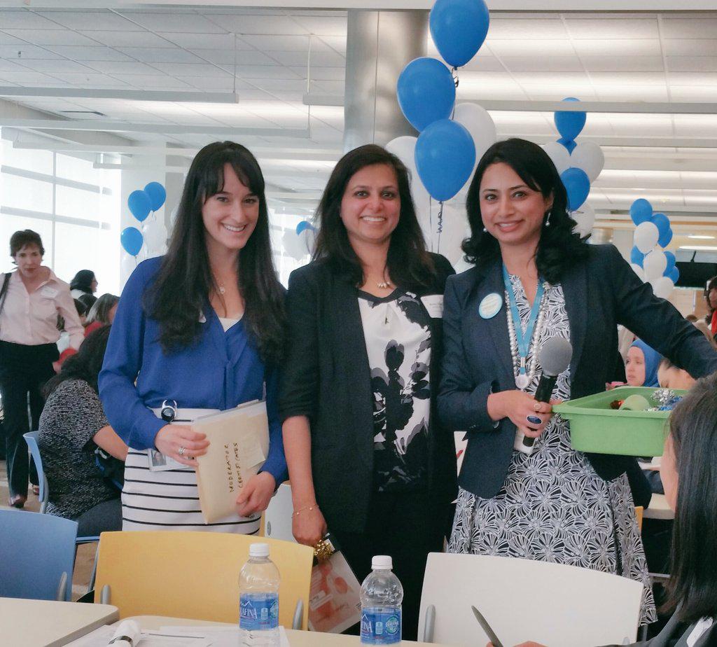 VarshaKanwar's tweet image. Legendary @retiwari led a dynamic Birds Of A Feather table discussion on Big Data today at #nwap_sv event @Cisco