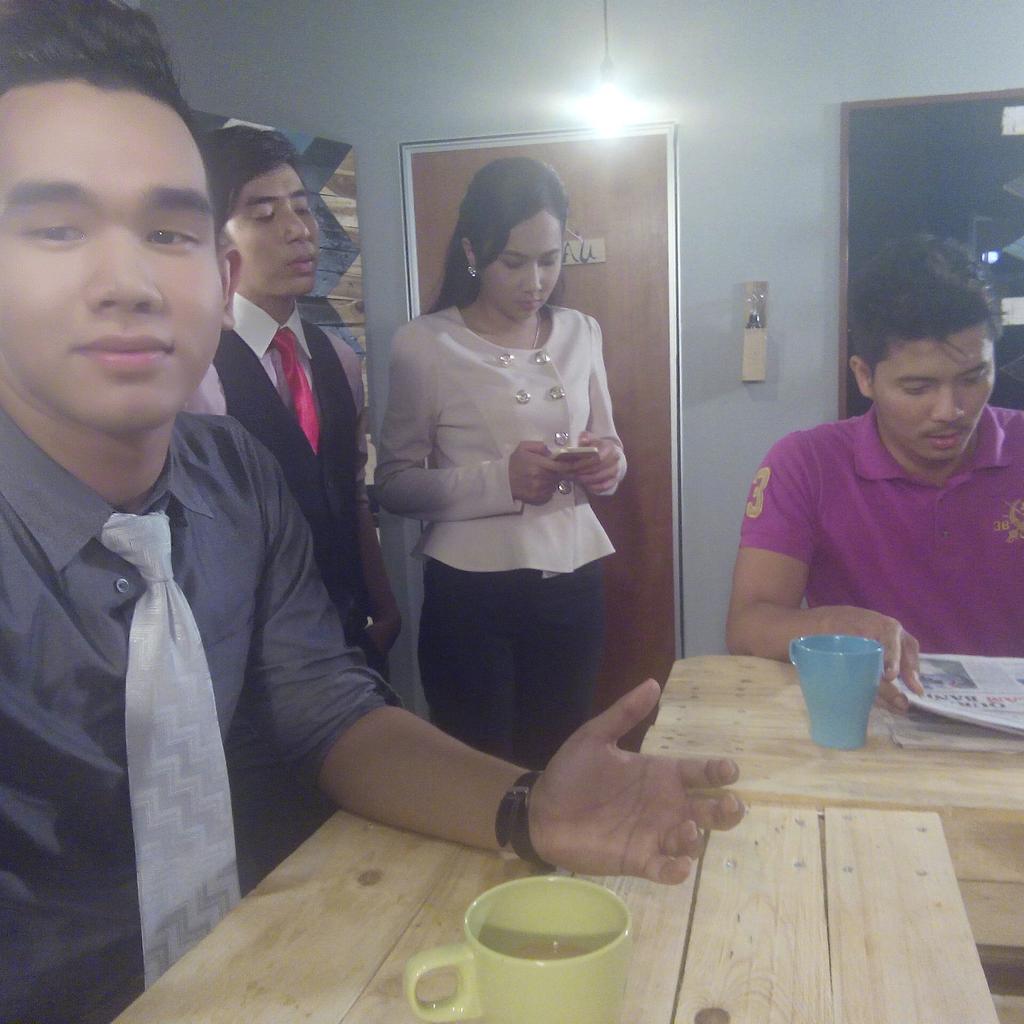 FarezAdnan's tweet image. Jangan lupa saksikan #Telemovie #TeleRaya Fattah amin dan Farez #AF2014 dalam #PanjutUntukMertua di TV3 nanti!