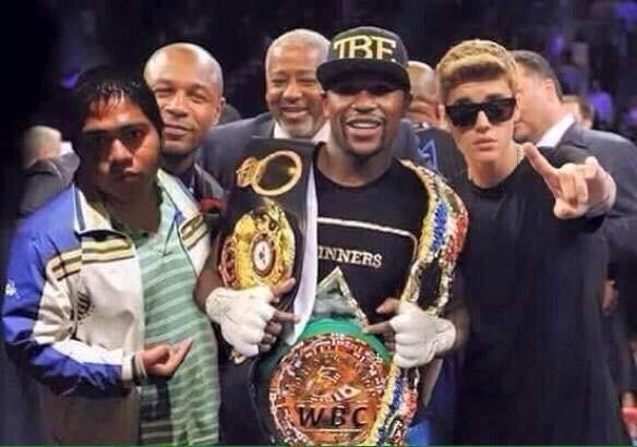 FernandoAS__'s tweet photo. MC Dinero en el MoneyTeam 😂😂 http://t.co/3bdLLOCasP