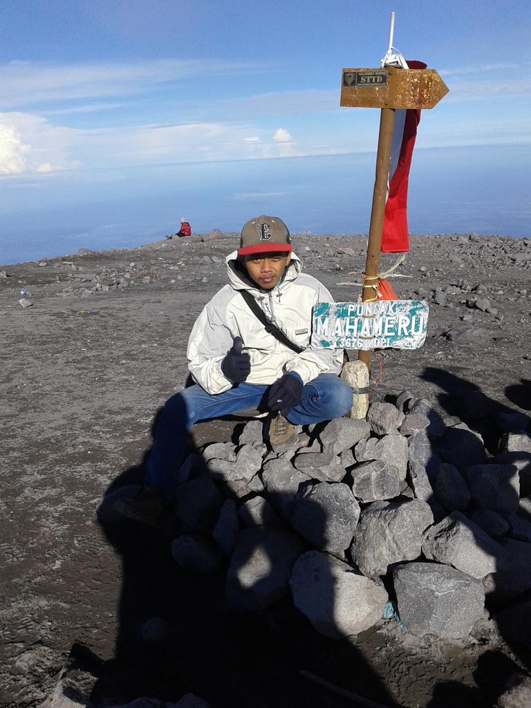Dapet salam nih min hehe <a href="/infopendaki/">infopendaki</a>  <a href="/BackpackerInfo/">Info Backpacker</a> <a href="/infogunung/">infogunung</a> <a href="/pendakimalang/">Pendaki Malang</a> <a href="/NgapakAdventure/">IG NgapakAdventure</a> <a href="/NaikBareng/">#NaikBareng</a>