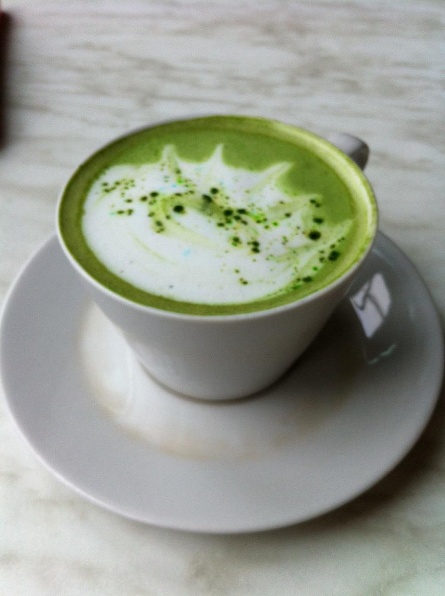 ppprrreee's tweet photo. Greentea http://t.co/lwNLzXvQca
