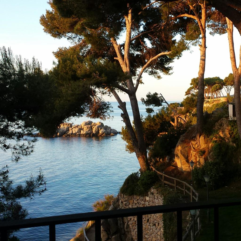 What a view to wake up to after a gorgeous nights sleep at <a href="/SilkenSanJorge/">Park Hotel San Jorge</a> #InCostaBrava. It's beautiful here! #Spain