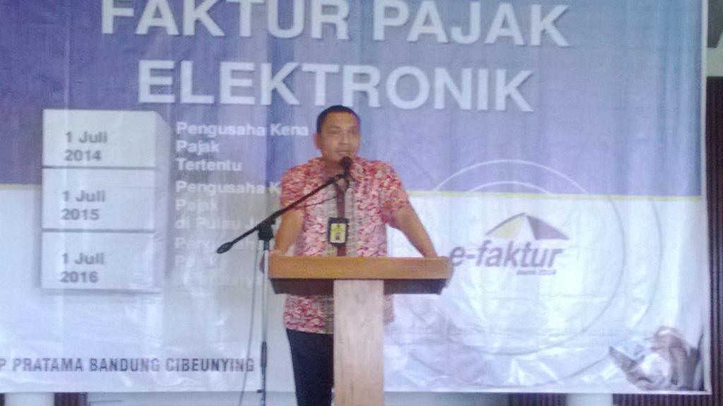 Sosialisasi #efaktur Sesi siang dibuka oleh pak <a href="/widi__widodo/">widi widodo</a>, @HumasDJPJabar1 <a href="/DitjenPajakRI/">#PajakKitaUntukKita</a>