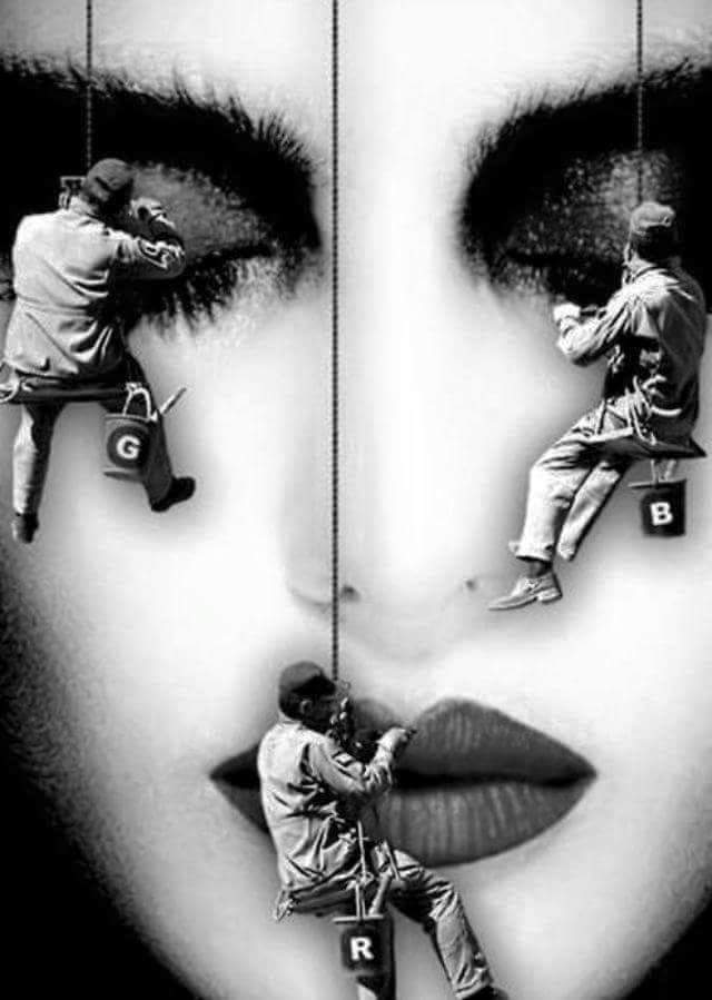 Preparados para la llegada del #Finde. Ya queda menos! #Juernes #THEHALLFRIENDS thehall.es