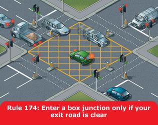 hattanadi's tweet photo. So when you're turning right you can wait because your exit is clear, you just can't get to it yet #BoxJunction http://t.co/cAtnYNxwTU