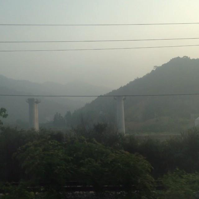 Changsha!

#Changsha #windowView #china #trainRide #inTransit #traveling #travelBlog #travellife #travelForCheap #t…