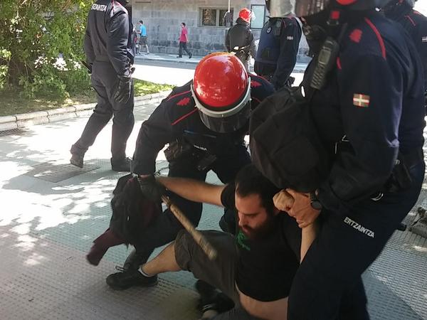 IABizkaia's tweet photo. Egurre gazteak!!! #7aklibre  #YaValeHostia http://t.co/1RB7cIPDD8