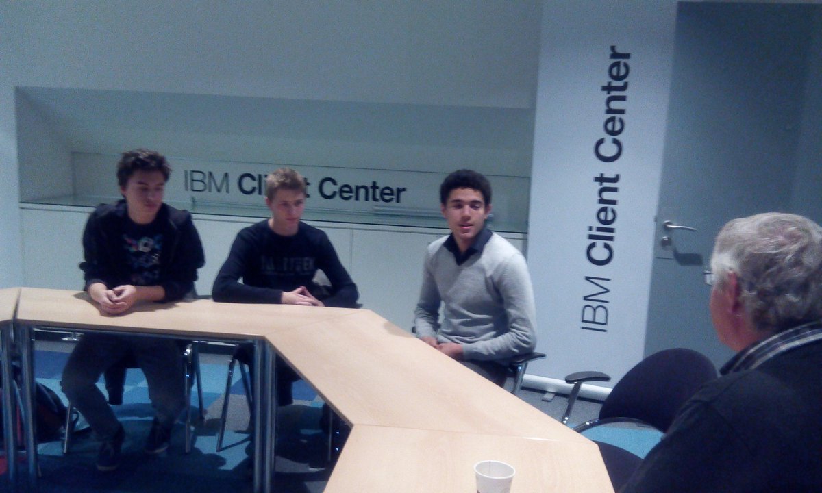 katrienhoog's tweet photo. Leuke laatstejaarsstudenten uit Zaventem op bezoek bij #IBM Brussel voor #kijkstage. #STEM #IBMCitizenship http://t.co/NgWLhGCilr