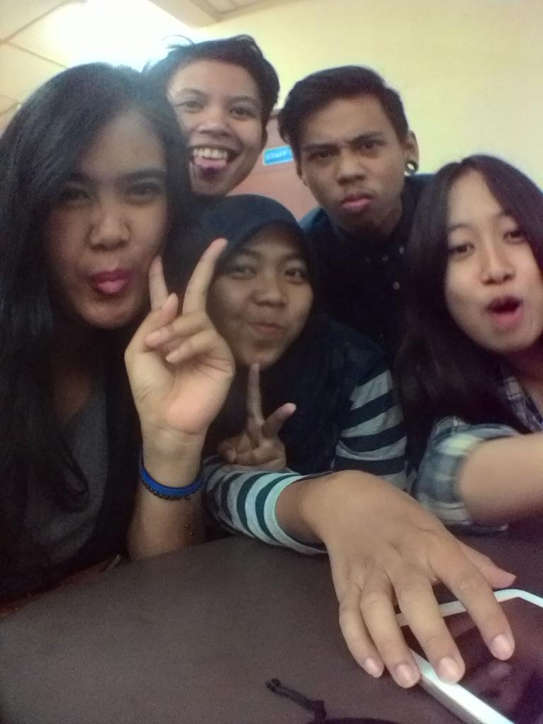 Kami ada di <a href="/IndomaretPoint/">Indomaret Point</a> dinoyo sekarang! Yo burn the stage! Audisi MLD ayoo merapat!