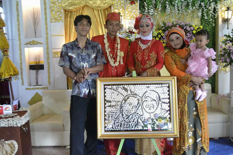 rinets's tweet image. Mau cari kado #anniversary &amp;amp; mahar nikah koin lukisan wajah? Hub:085715749000/BB 2956b2ad.