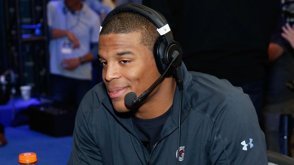 sportingnews's tweet photo. Cam Newton won't walk across the stage to receive his diploma, and he has a good reason. http://t.co/qZh2RVbmNe http://t.co/PZ3UVX7Ifs