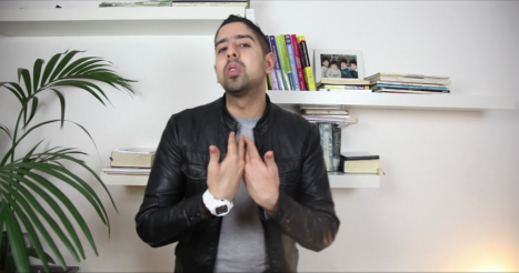 Vike_FR's tweet image. Nouvel épisode d'@Abdelenvrai sur l'#orthografe à découvrir ici ► bit.ly/1GR32sN