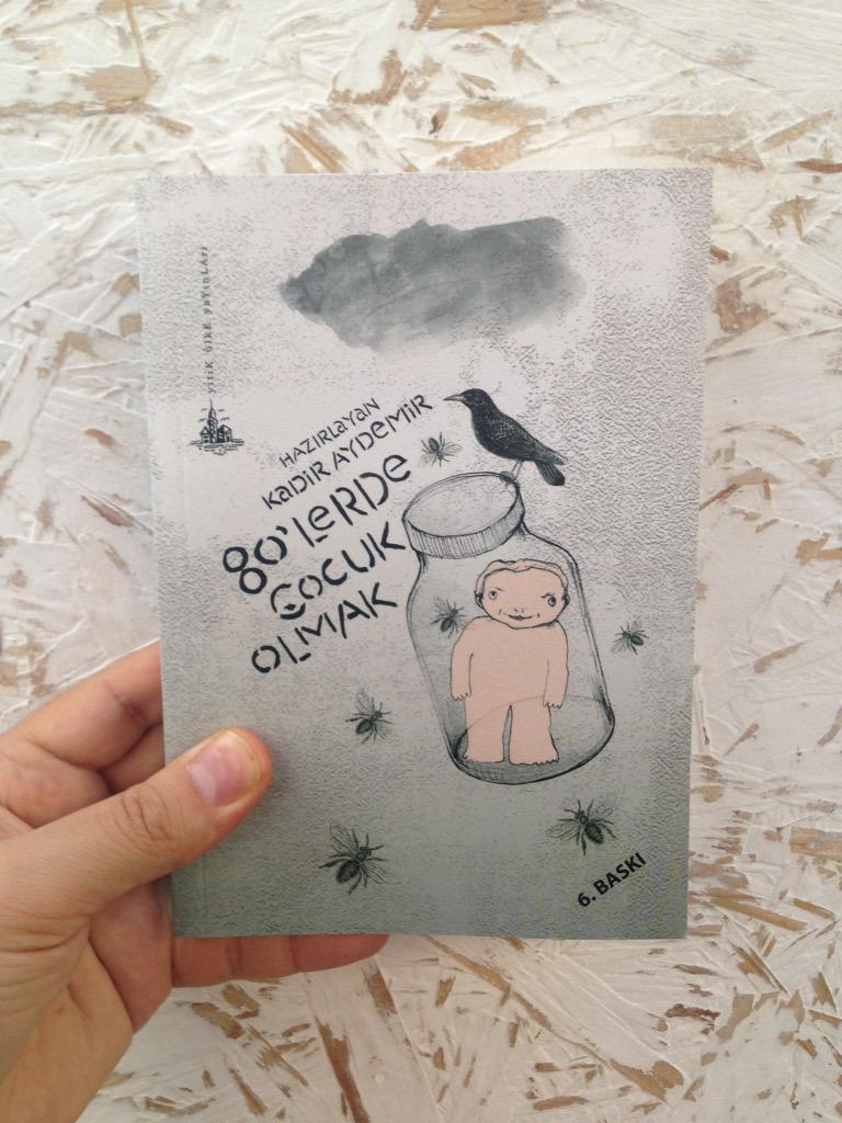 90larkitabi's tweet photo. 80'lerin kült kitabı #80lerdeÇocukOlmak @yitikulke http://t.co/M3fFRpFURY