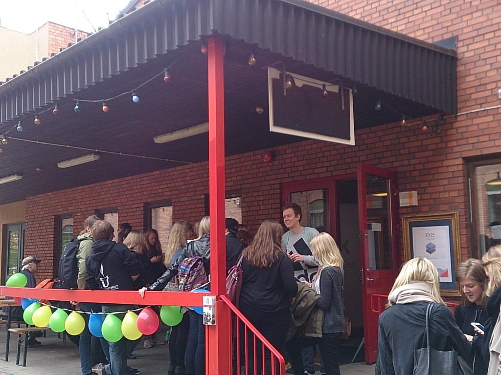 GDK_LiU's tweet photo. Bara minuter kvar #EX15GDK http://t.co/o61e10HQpg
