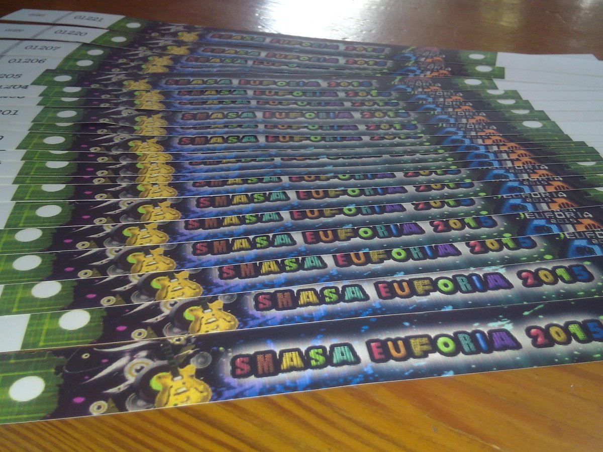 yang weekend nya pengen berwarna bisa langsung ke <a href="/labasadistro/">LabasaDISTRO</a> yuk.. tersedia tiket sesi 3 @SmasaEuforia15