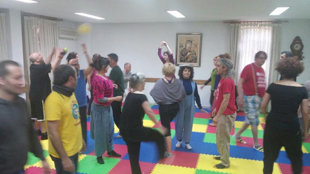 FTheodora's tweet image. Sonrisas energia y felicidad ¡Cuánto arte junto! #FORCE2015 #felicespornarices