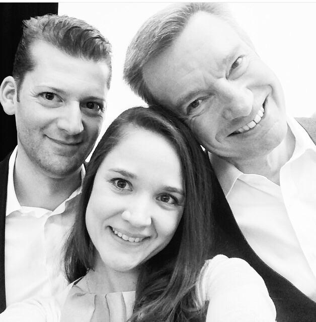 ChristineFlei's tweet photo. one company one family! @PDeMaeseneire #adecco http://t.co/3prHnoWRgP