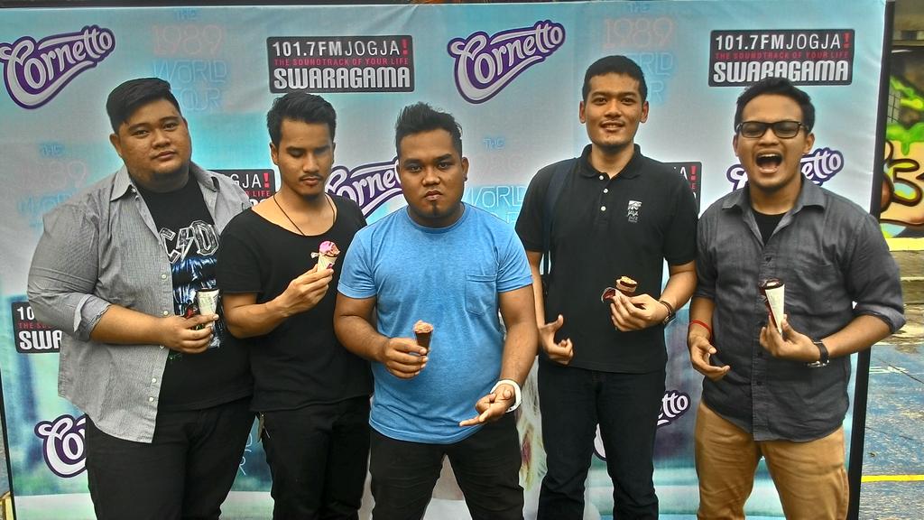 SignatureProject tweet media