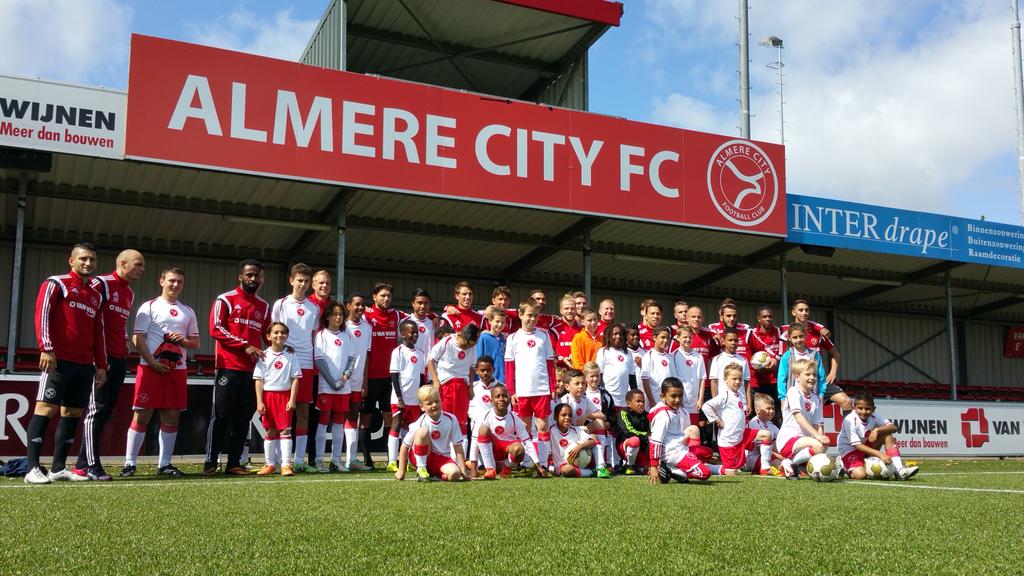 Almere City FC tweet media