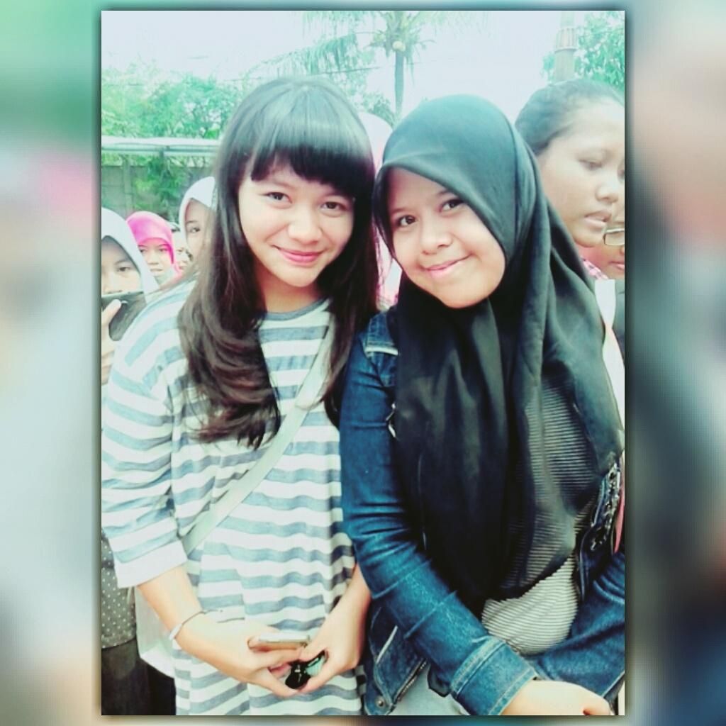 Adhelya_Cantika's tweet photo. Selamat sore pipi chaby Q sayang @amelcarlaoffc 😆
Semangat shoot nya ya. .

Kalo boleh follback kelles dede chaby ☺✌ http://t.co/KJ2eiSwIDi